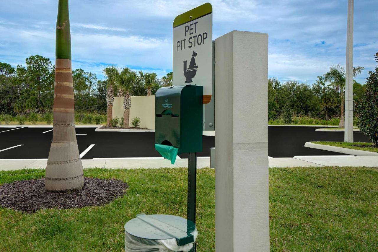 Home2 Suites By Hilton Lakewood Ranch Bradenton Exterior photo